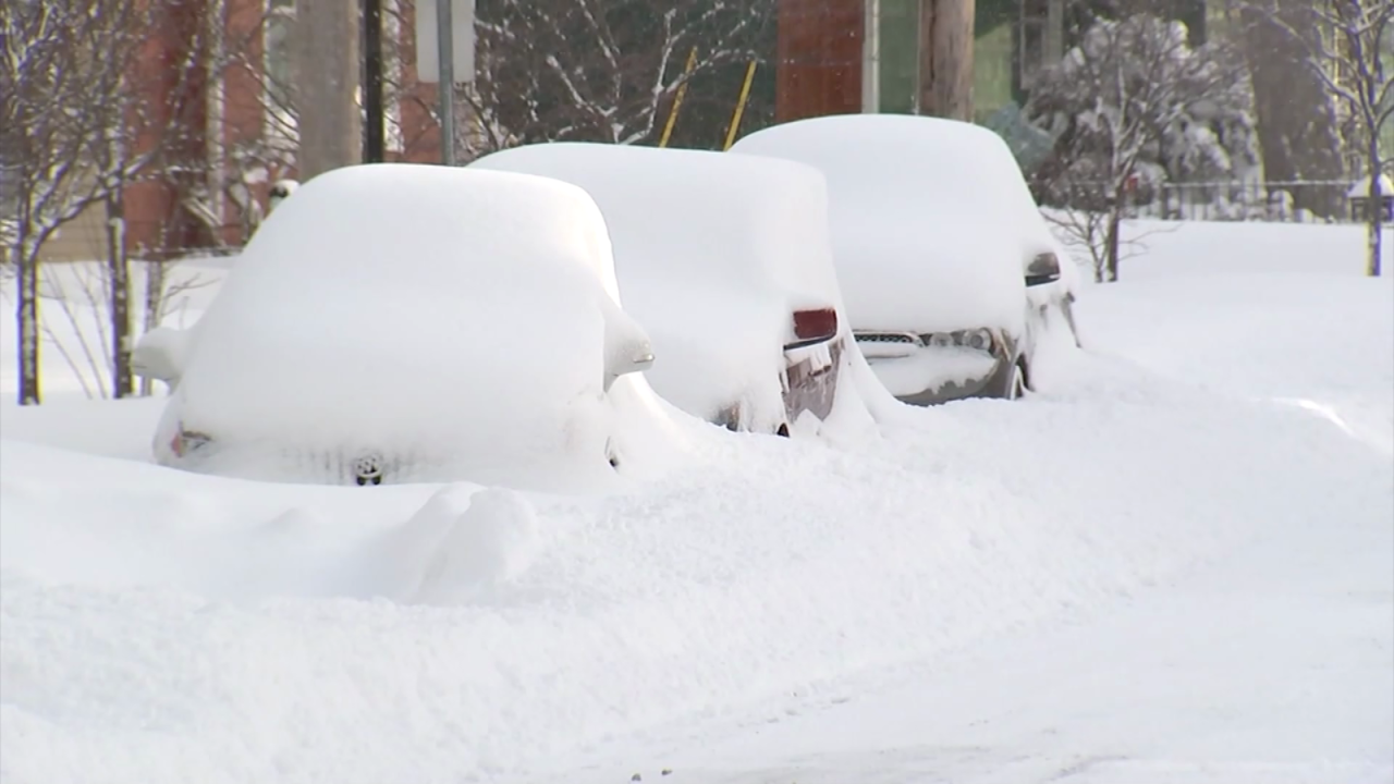 CNNE 1554405 - las tormentas invernales dejan a ee-uu- bajo la nieve