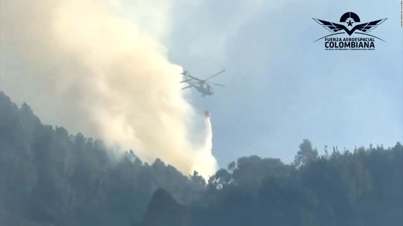 CNNE 1555176 - asi son los intentos por apagar los incendios en bogota