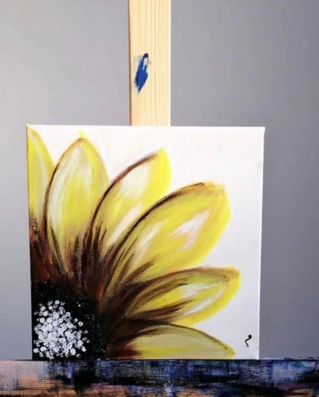 Un girasol pintado por Maimana Jarada para el cumpleaños de Nowara Diab el año pasado. Crédito: Nowara Diab