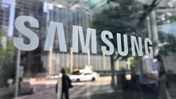 CNNE 1559332 - caen ganancias de samsung en 2023