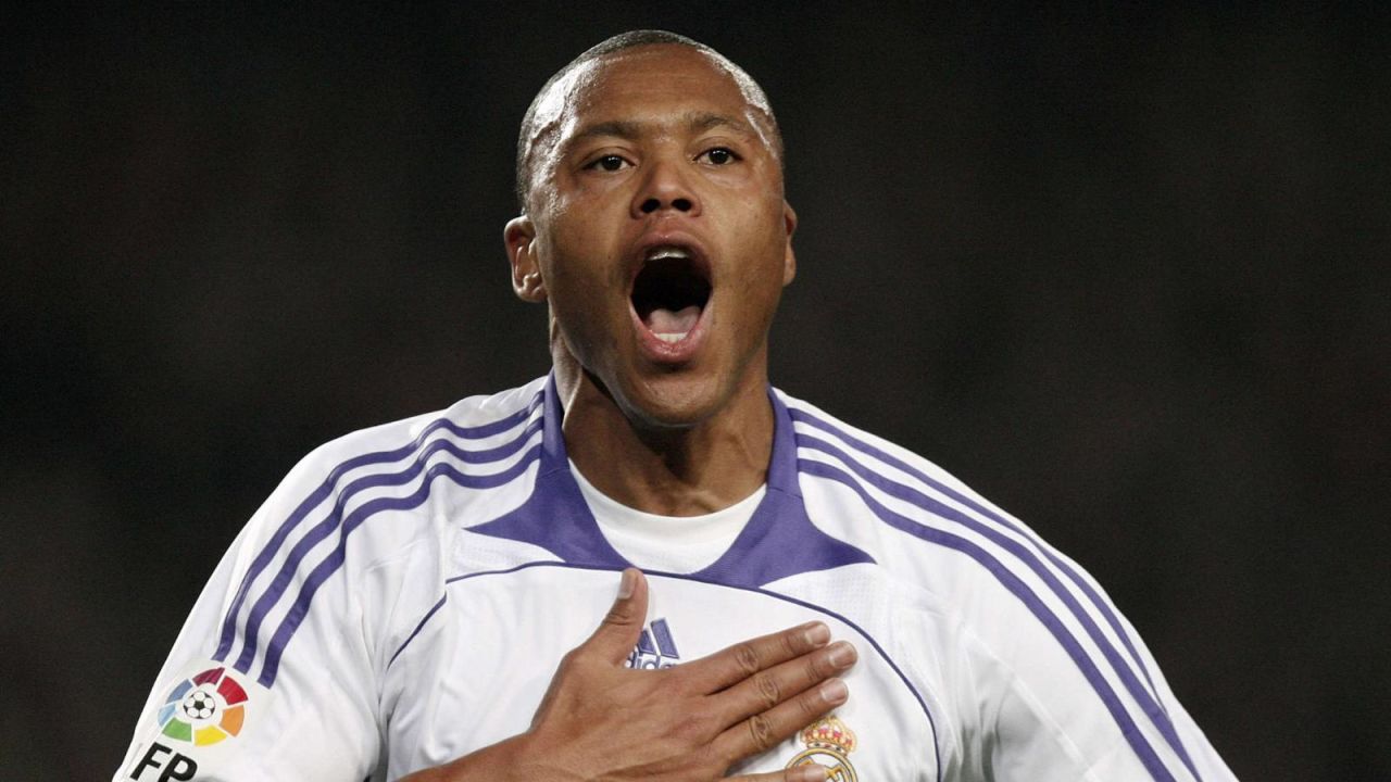 CNNE 1560918 - julio baptista- el derbi de madrid luce muy igualado