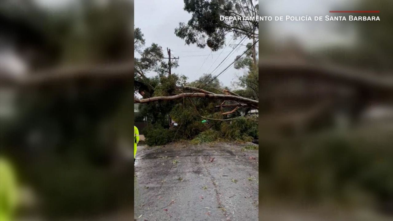 CNNE 1561423 - devastadoras inundaciones dejan destrozos en california