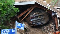 CNNE 1561961 - bomberos de los angeles advierten de extremar las precauciones por las fuertes lluvias