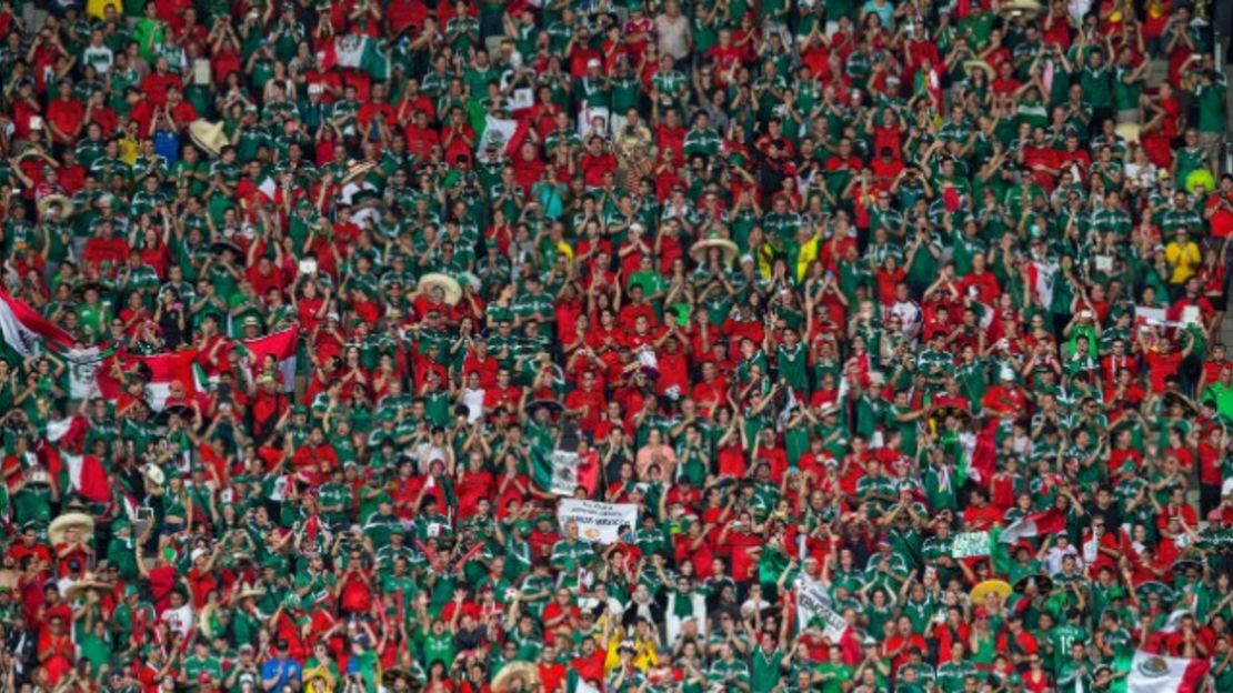 Hinchas mexicanos durante el Mundial de Brasil 2014.