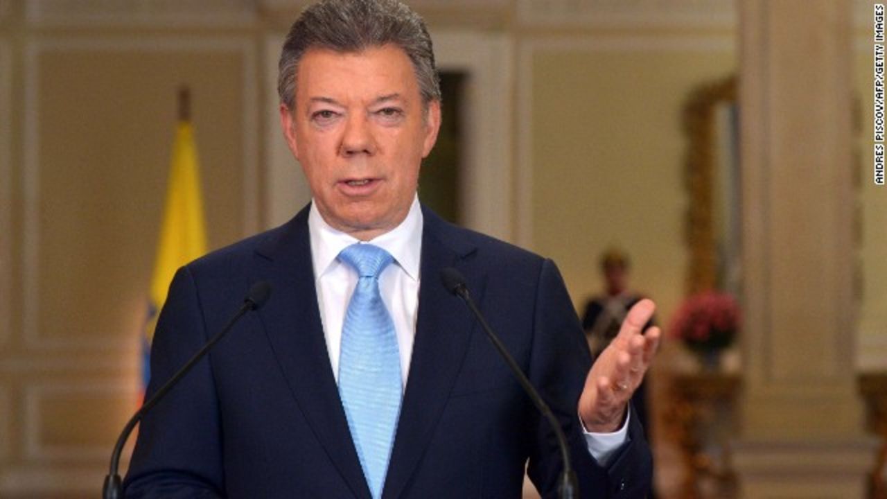 CNNE 158635 - 131121090624-colombia-politics-santos-horizontal-gallery