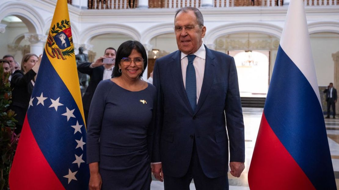 La vicepresidenta de Venezuela Delcy Rodriguez y el ministro de Relaciones Exteriores de Rusia, Sergei Lavrov