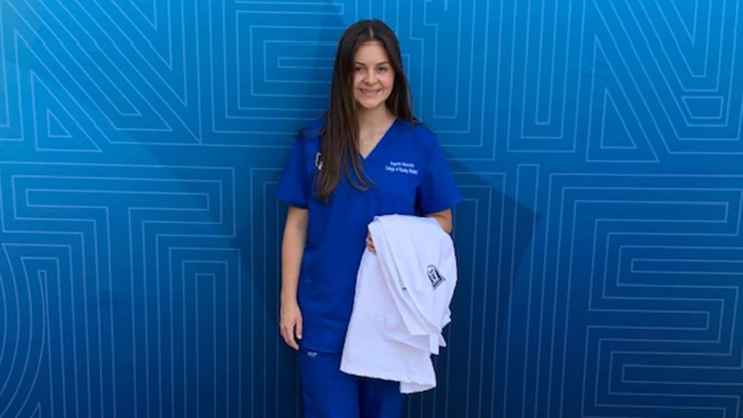 CNNE 1610279 - laken hope riley estudiante georgia muerta