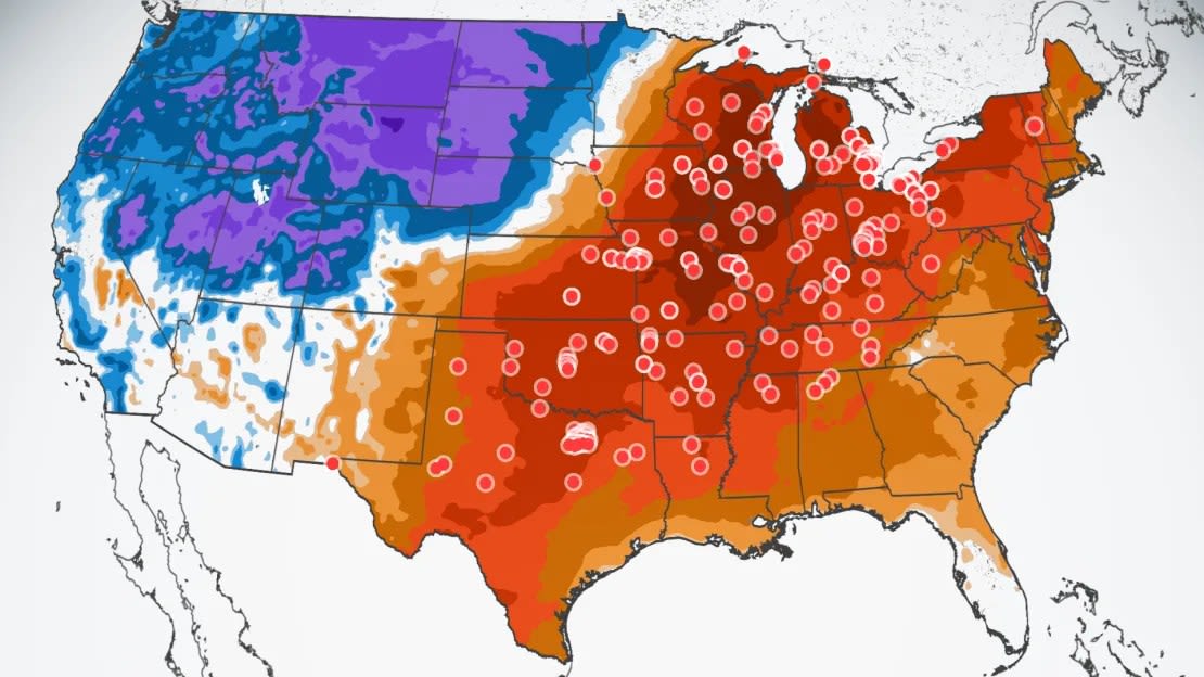 El martes podrían batirse récords de temperatura desde Texas hasta el noreste de EE.UU. Los puntos rojos indican las ciudades con récords que podrían batirse. Los colores naranja y rojo indican temperaturas superiores al promedio. Los colores azul y morado indican temperaturas por debajo de la media.