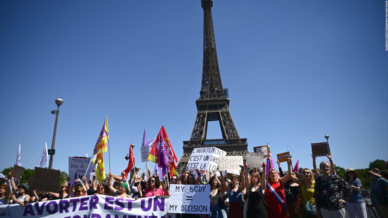 CNNE 1615240 - francia consagra al derecho al aborto en su constitucion