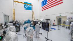 CNNE 1615495 - el monitor de contaminacion mas grande del mundo se pone en orbita