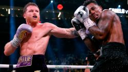 CNNE 1617773 - saul "canelo" alvarez anuncia su proxima pelea oficial