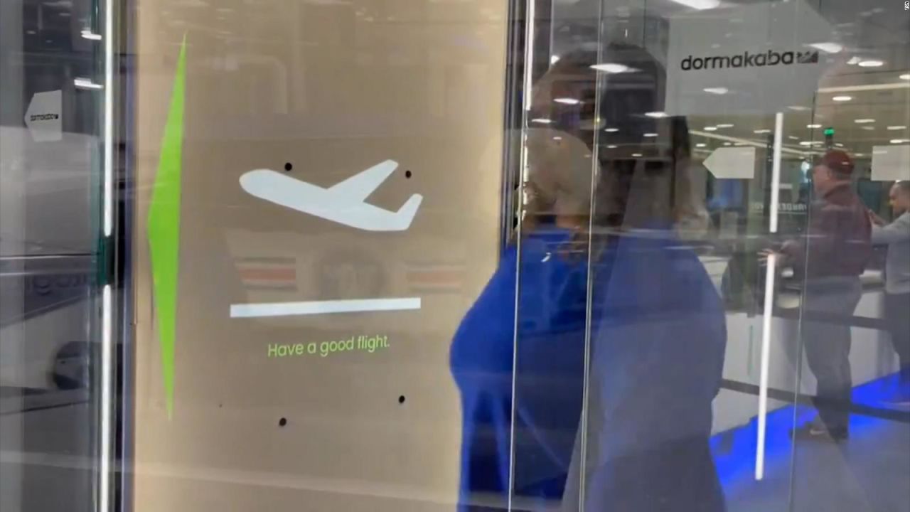 CNNE 1635520 - asi funciona el nuevo prototipo de control de seguridad en el aeropuerto de las vegas