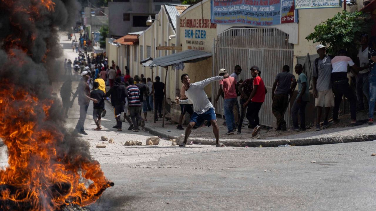 CNNE 1636431 - analista- propuesta de transicion de caricom para haiti no es optima
