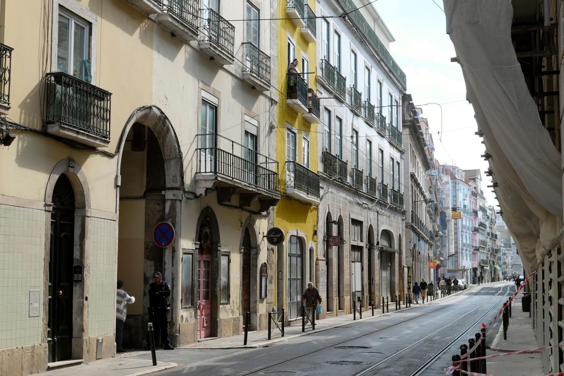 Rua da Boavista en Lisboa, Portugal, ocupa el séptimo lugar en la lista de Time Out. Kathy de Witt/Alamy