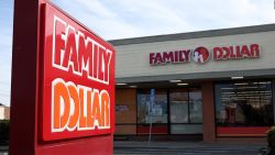 CNNE 1637477 - ¿por que family dollar cerrara 1-000 tiendas?