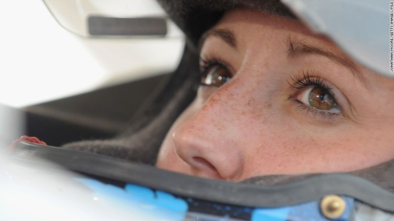 Kenzie Ruston solía jugar futbol, basquetbol y fue porrista antes de unirse a la NASCAR (Getty Images/Archivo).