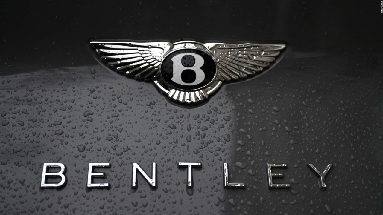 CNNE 1651172 - caen ventas de los autos bentley