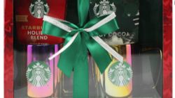 CNNE 1651239 - piden retirar unas 440-000 tazas navidenas de starbucks