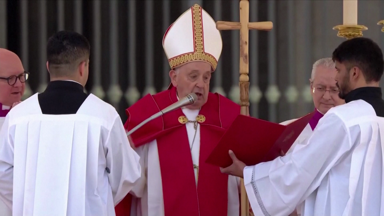 CNNE 1651843 - el papa francisco no pronuncia la homilia en el domingo de ramos