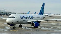 CNNE 1652229 - ¿que sucede con united airlines?