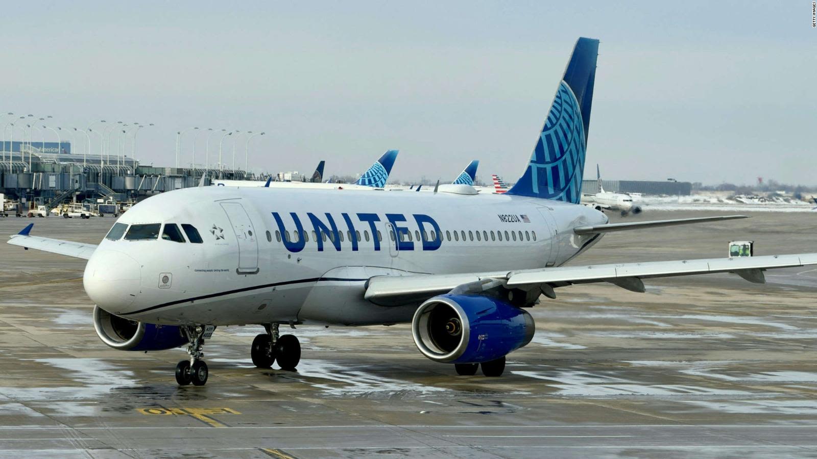 La FAA aumenta supervisión en United Airlines