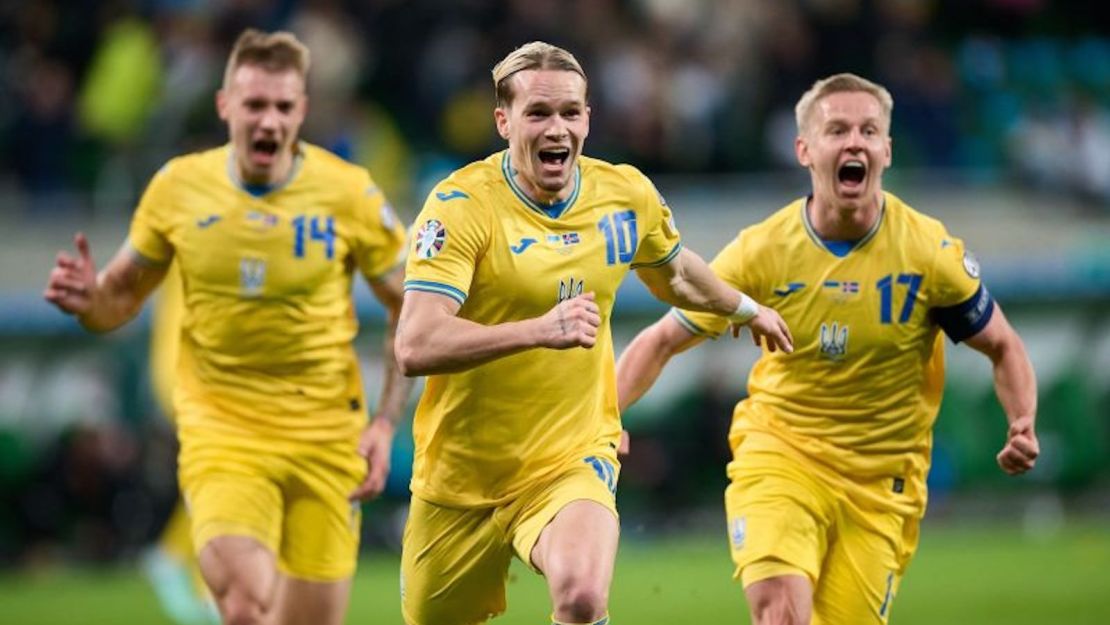 Mykhailo Mudryk anotó el gol ganador para Ucrania contra Islandia.