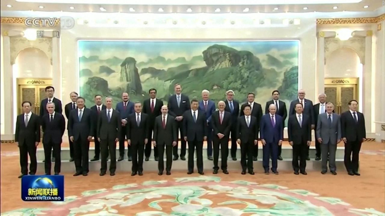 CNNE 1653365 - xi jinping recibio a ejecutivos estadounidenses