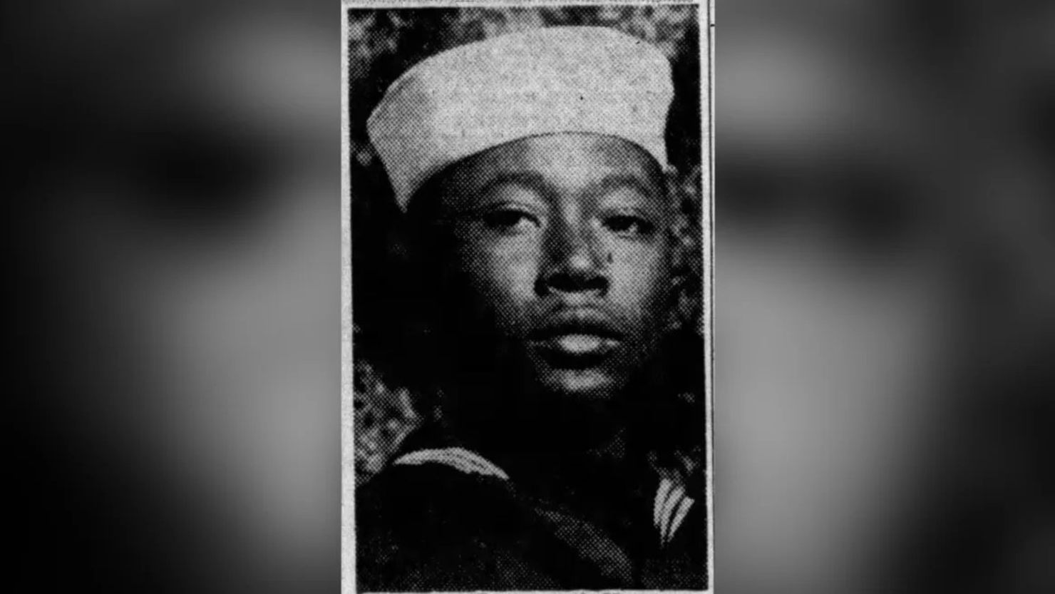 David Walker, de 19 años, estaba a bordo del acorazado USS California cuando Japón atacó Pearl Harbor.