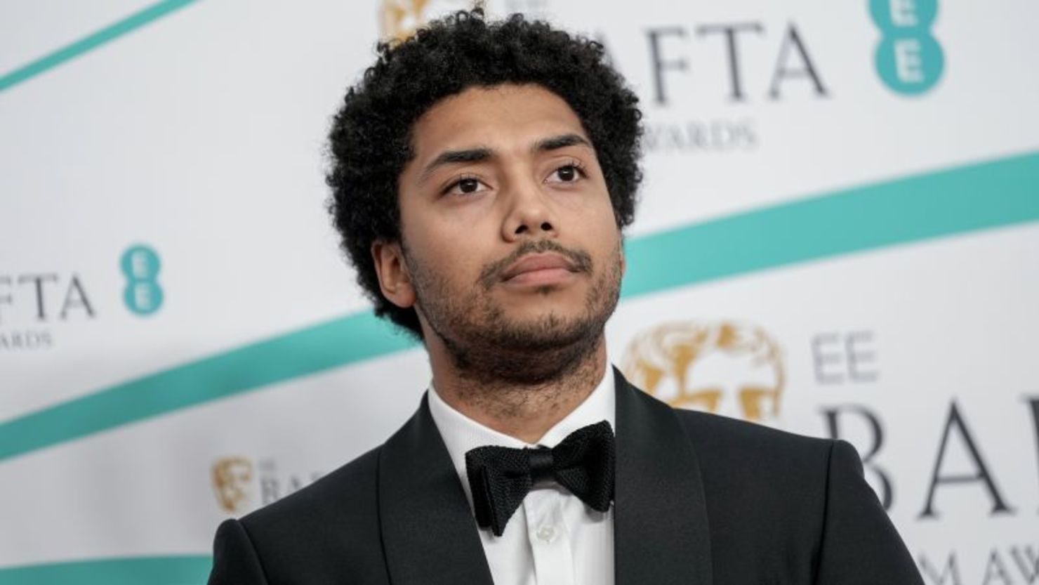 Chance Perdomo asiste a los EE BAFTA Film Awards 2023 en The Royal Festival Hall el 19 de febrero en Londres, Inglaterra.