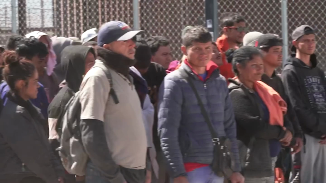 CNNE 1658115 - la propuesta de mexico para resolver la crisis por la llegada de migrantes de venezuela