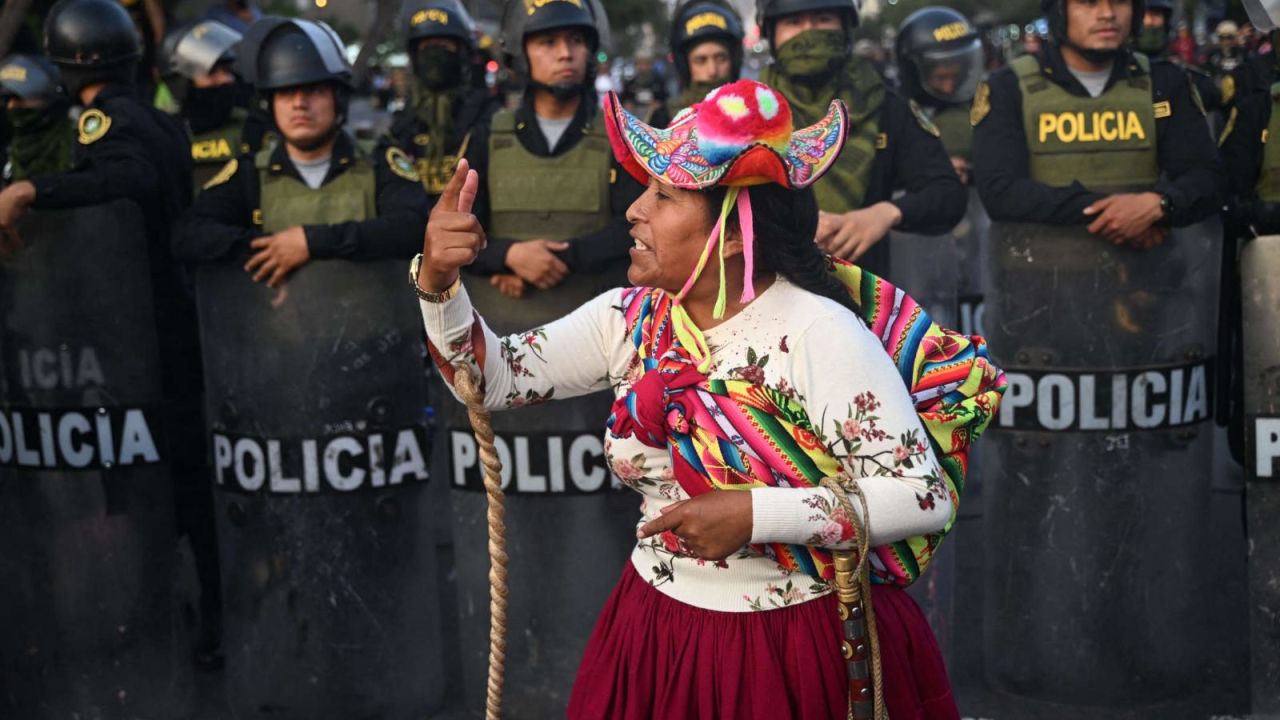 CNNE 1658445 - adrianzen- la presidenta boluarte desea que los hechos se esclarezcan