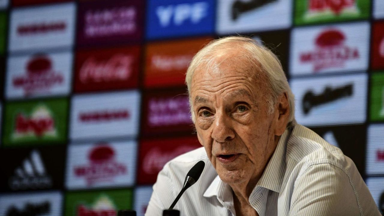 CNNE 1659403 - este es el estado de salud del mitico entrenador cesar luis menotti