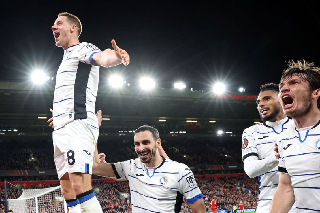 Mario Pasalic celebra el tercer gol del Atalanta. Crédito: Getty Images