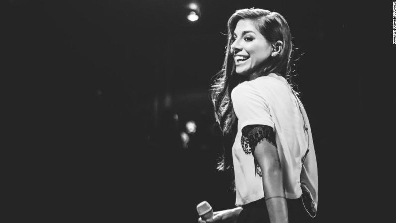 Christina Perri |La cantante estadounidense, que dio su salto a la fama en 2010 con el sencillo 'Jar of Hearts', fue fotografiada por McDonnell en Manchester en 2014.