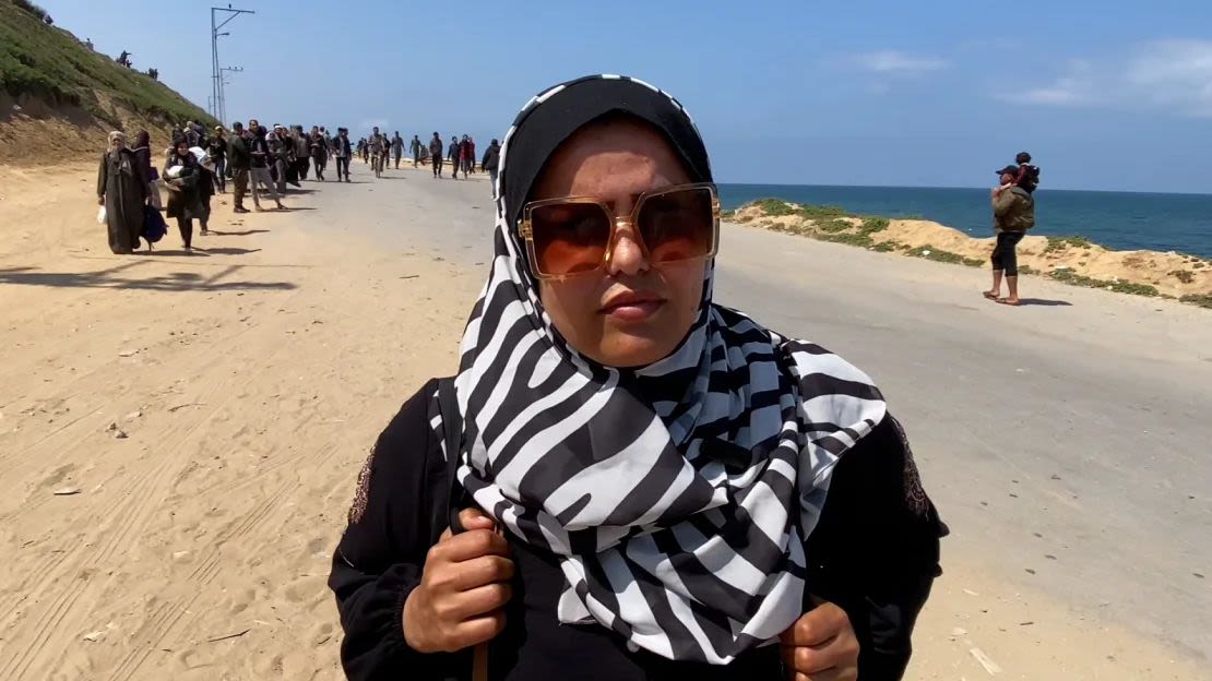 Majd El-Aqqad dijo que regresará a la ciudad de Gaza. "Necesitamos regresar a nuestros hogares y tierras. Estamos cansados del desplazamiento", explicó.