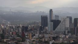 CNNE 1681512 - informe de 5 paises latinoamericanos mas felices para menores de 30 anos