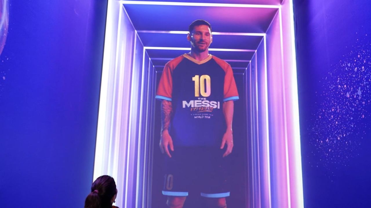 CNNE 1682775 - la experiencia interactiva de messi llega a miami