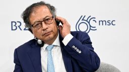 Gustavo Petro durante la 60ª Conferencia de Seguridad de Munich el 16 de febrero de 2024. Crédito: THOMAS KIENZLE/AFP vía Getty Images
