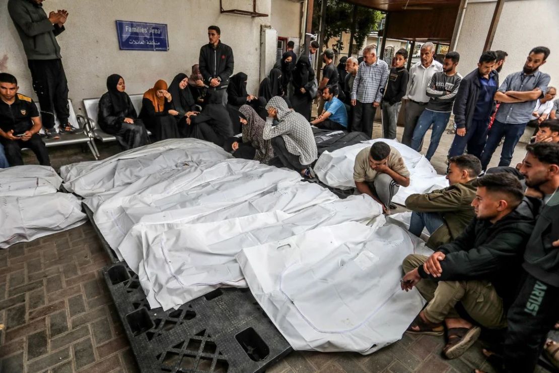 Una escena del Hospital Al-Najar de Rafah este lunes.