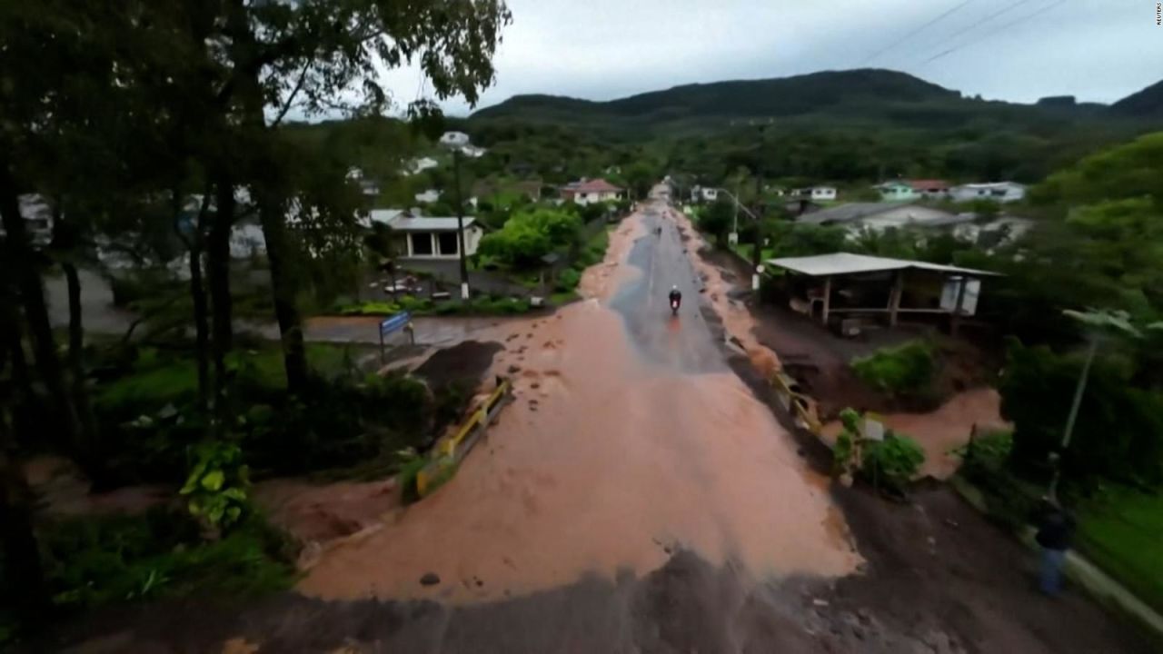 CNNE 1685655 - lluvias e inundaciones afectan al sudeste de brasil