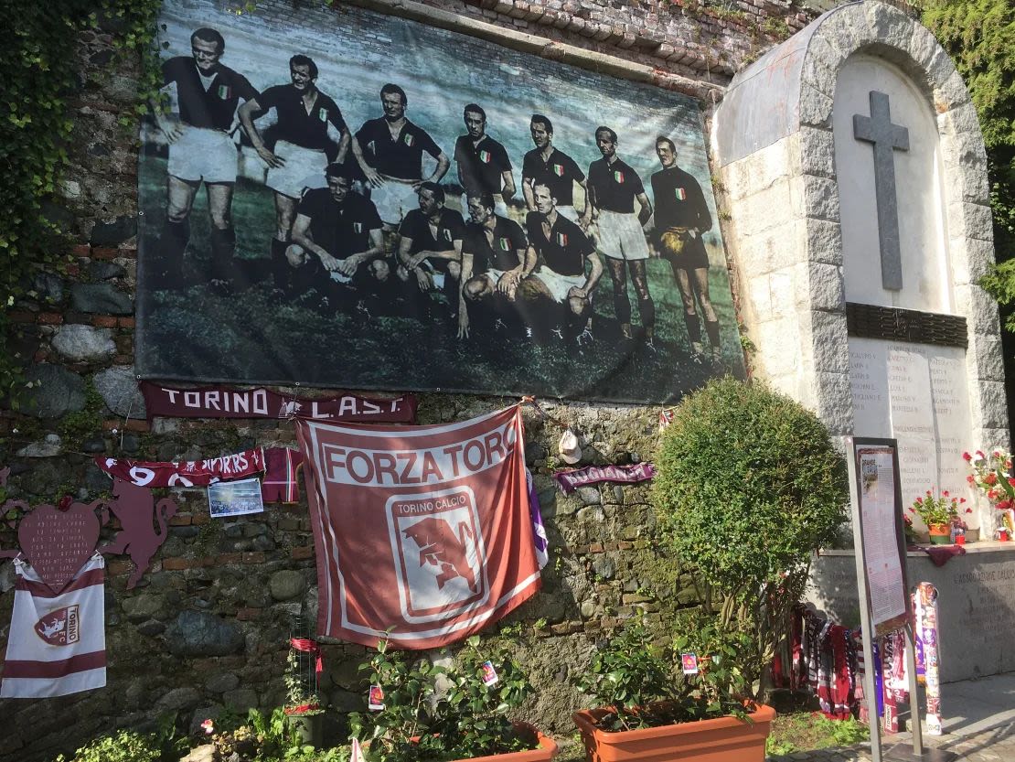 El monumento "Grande Torino" en Superga.