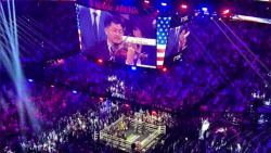 CNNE 1688294 - ¿quien es brenden perez, el mariachi que sorprendio con el himno de estados unidos en la pelea canelo vs- munguia?