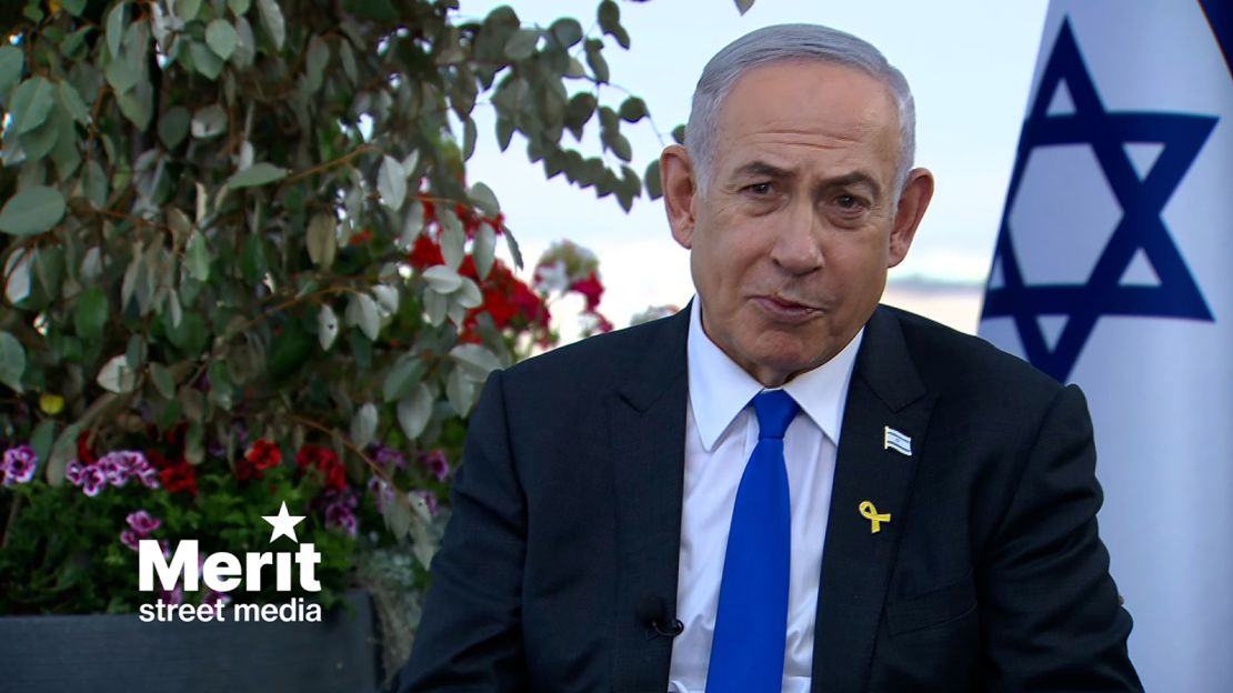 El primer ministro de Israel, Benjamin Netanyahu, aparece durante una entrevista con el presentador de un programa de entrevistas estadounidense conocido como Dr. Phil el jueves 9 de mayo.