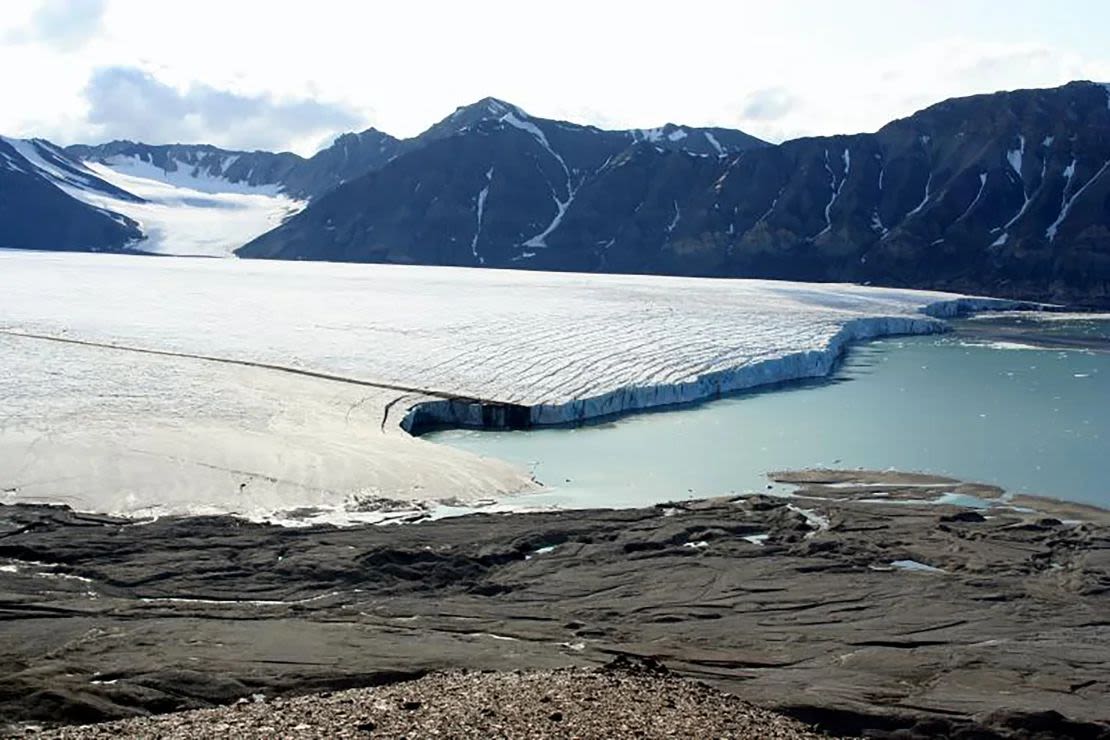 El Ártico tiene una importancia geopolítica creciente a medida que el cambio climático derrite el hielo marino.