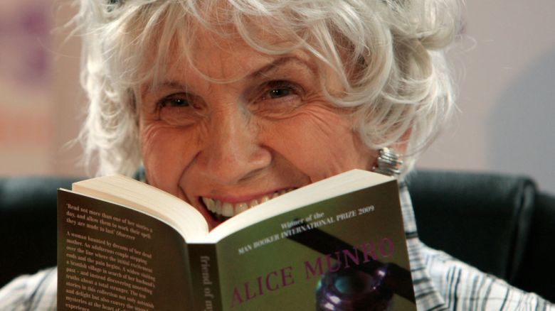 La autora canadiense Alice Munro en Dublin, Irlanda, el 25 de junio de 2009.
