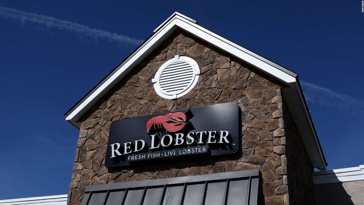 CNNE 1691509 - red lobster cierra 48 restaurantes