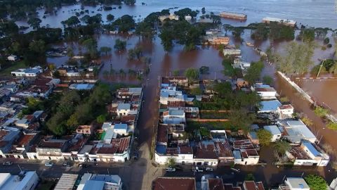 CNNE 1692088 - asi esta la ciudad argentina de concordia tras graves inundaciones