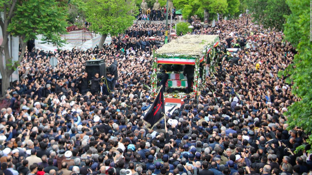 CNNE 1694876 - ceremonias funebres tras muerte de ebrahim raisi