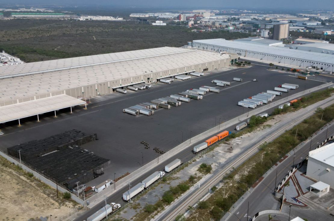 Vista aérea de un proveedor de piezas de carrocería de automóviles en Apodaca, estado de Nuevo León, México, el 1 de mayo de 2024.