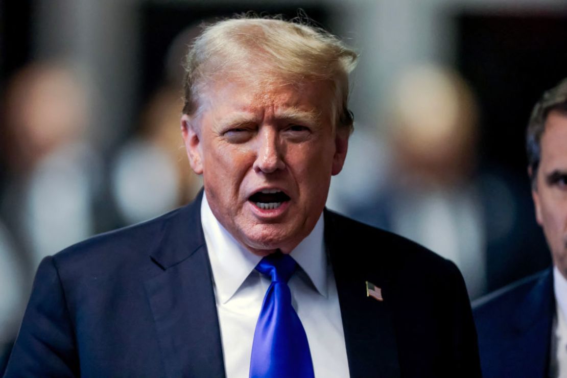 El expresidente estadounidense Donald Trump habla tras ser declarado culpable en la ciudad de Nueva York, el 30 de mayo de 2024. Crédito: JUSTIN LANE/POOL/AFP vía Getty Images